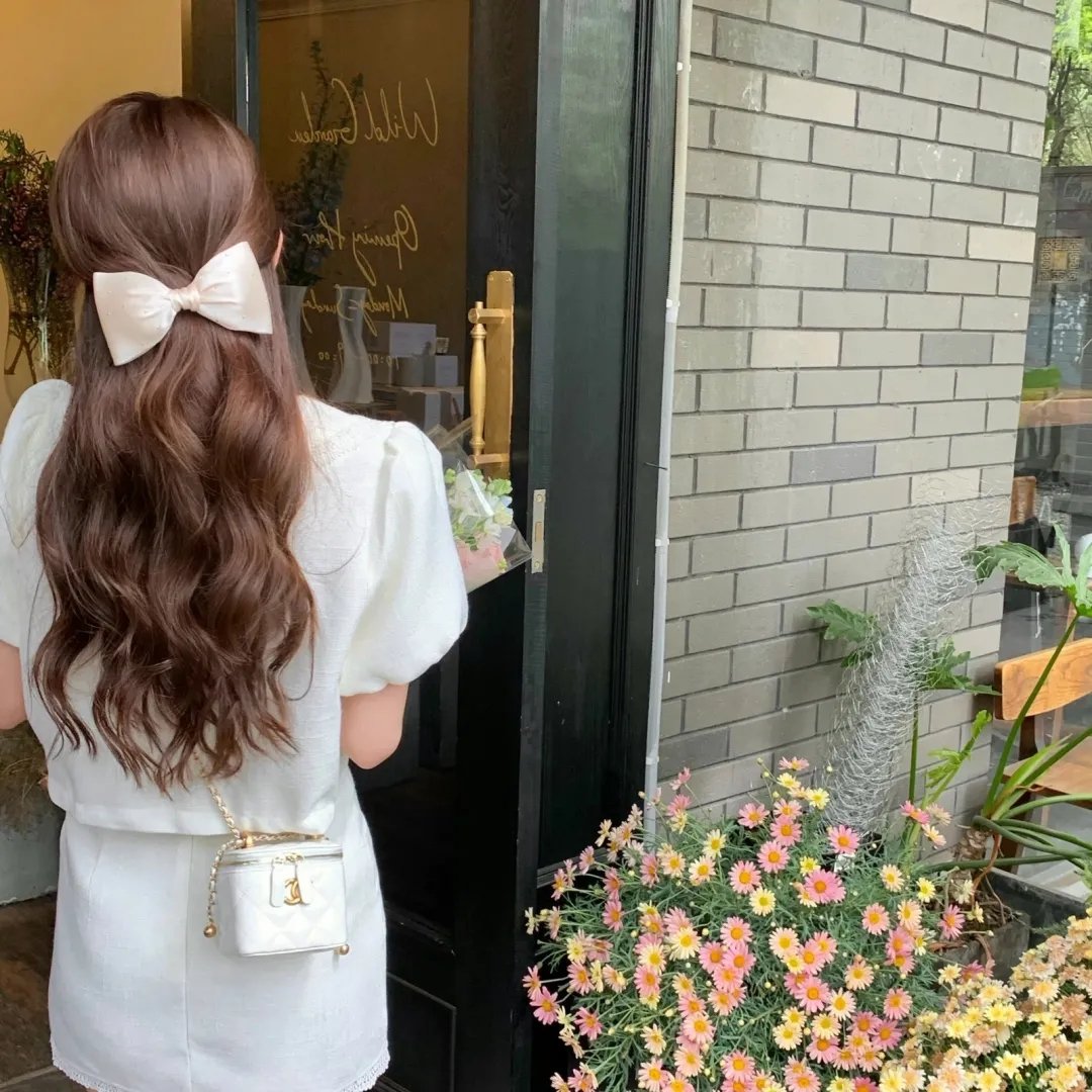 绿野红鸾